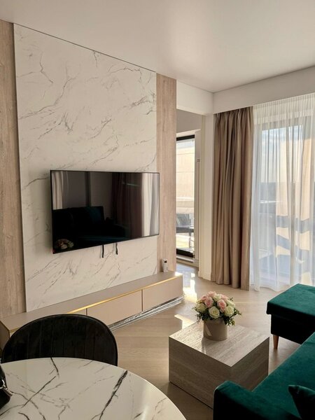 Studio dublu premium, priveliste spectaculoasa la apus, piscina, sala de fitness